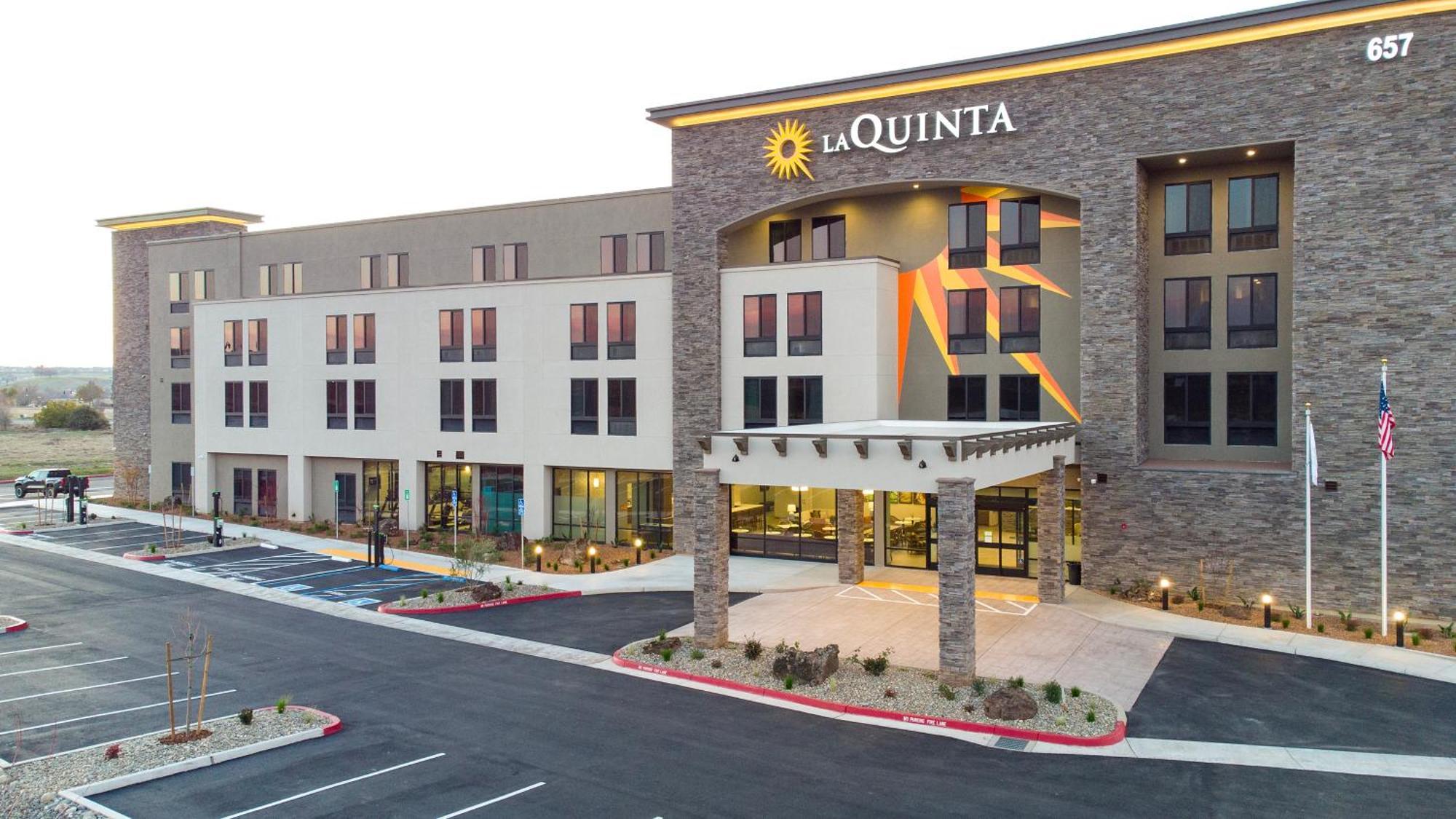 La Quinta Inn And Suites By Wyndham Lincoln Luaran gambar